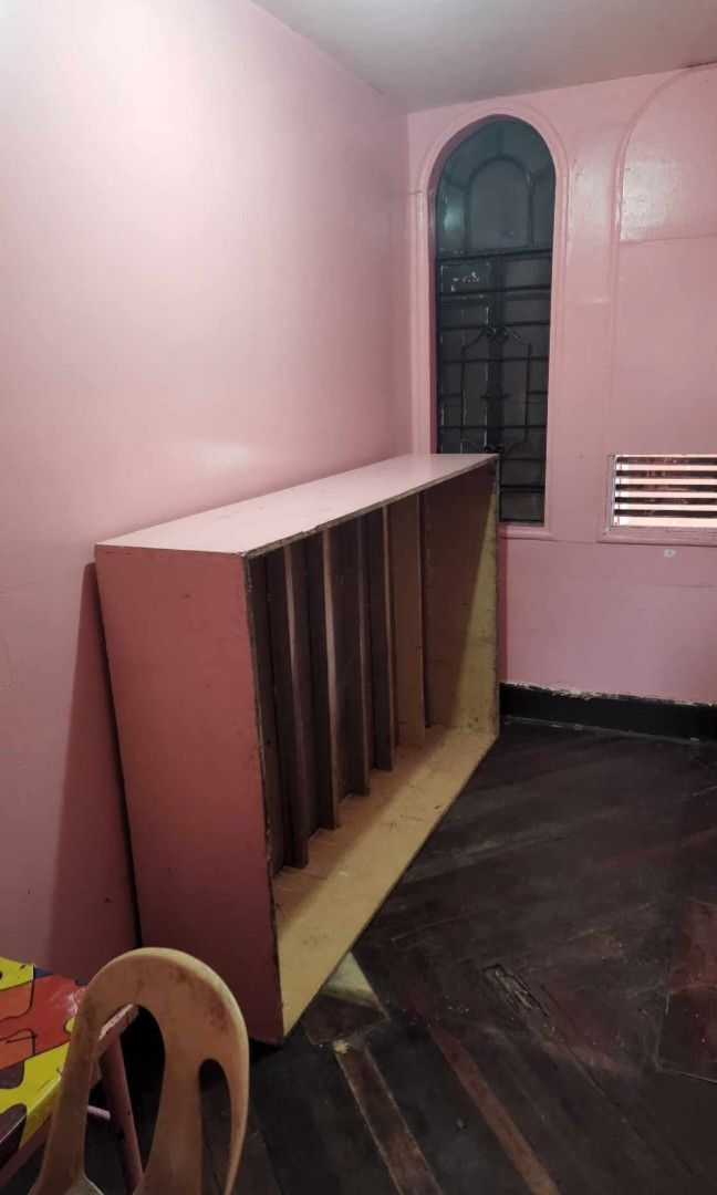 HOUSE AND LOT (Category: House & Lot) located in Caloocan City. Submitted by jom.shop (Listing ID 1427191664, Image 2). Description: clean title and certified true copy readily available Near Chinese Gen. Hospital and Banawe Address - A.MACEDA ST. SAMPALOC, MANILA 6br, 1 each t&b 1st, 2nd, 3rd floor. 500+ sq.m up and down (210 sq.m lot area) 3 rooms 1st floor with 2 toilets 3 rooms 2nd floor with 3 toilets 3rd floor 1 room & terrace 1 toilet 4th 