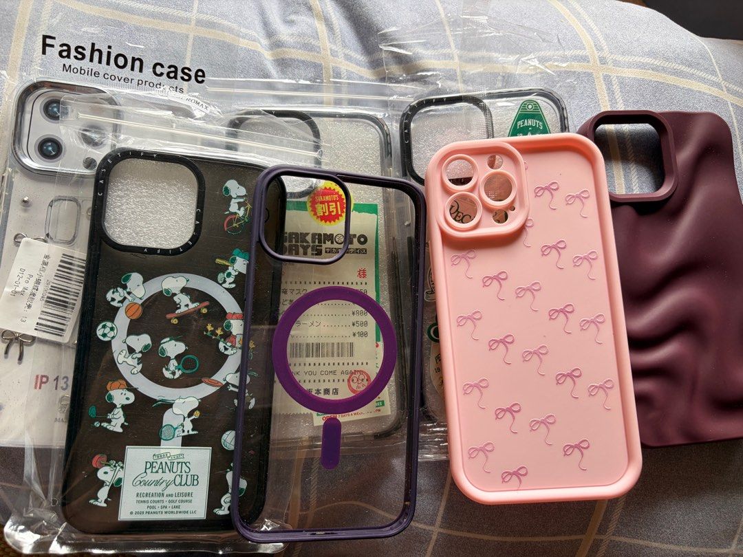 iphone 13 pro max cases (Category: Cases & Sleeves) located in Manila. Submitted by rkivebudolz (Listing ID 1427171907, Image 2). Description: condition: - good as new - some are not use at all - not use more than 2 months - bought it on 🍊 app for 700+ no more tawad po, 700+ bili ko (can give ss) rfs: upgraded phone to 17.