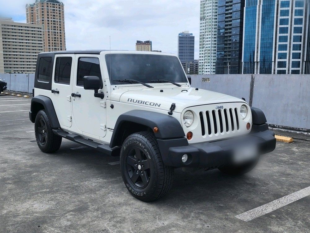Jeep Wrangler Rubicon Auto (Category: Used Cars) located in Manila. Submitted by zedd888 (Listing ID 1421338182, Image 1). Description: 2010 Jeep Wrangler Rubicon 45tkms only 3.8L V6 Gas Well maintained Plate ending 1 Comes with extra parts including canopy soft top °Very well maintained. sew to appreciate. 09175298189.