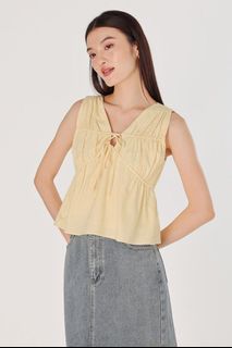 (Category: ) located in . Submitted by aele_closet (Listing ID 1427277940, Image 1). Description: .