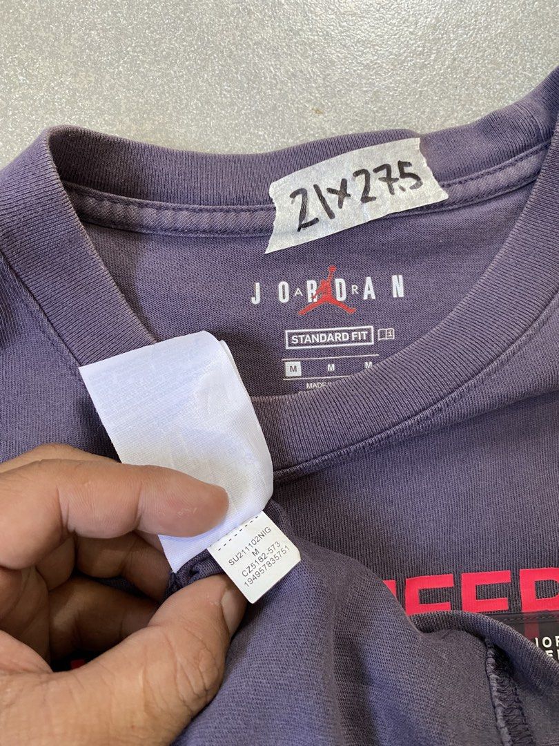 Jordan 23 Engineered T-shirt (Category: Tshirts & Polo Shirts ) located in Digos. Submitted by thriftflexph (Listing ID 1427261633, Image 3). Description: Size&Dimes: Color&Condi:8.5/10 or better issue:Sign of usage DM for more information 🫶 Items are all thrifted/Handpicked Can ship nationwide🇵🇭 Add Shipping Fee ✈️🎁.