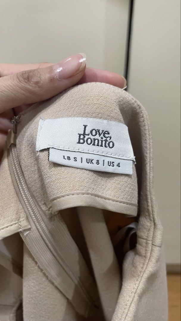 Love, Bonito Beige Shorts (Category: Shorts) located in Marikina City. Submitted by mukabun (Listing ID 1427256931, Image 2). Description: Worn 2x RFS: decluttering.