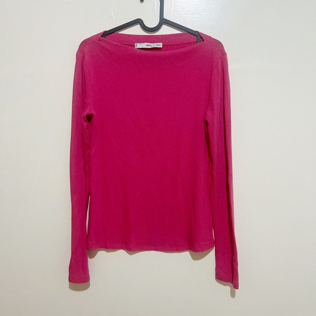 [MANGO] Fuchsia Pink Long Sleeve Top (Category: Longsleeves) located in Las Pinas. Submitted by bloo_ (Listing ID 1427226430, Image 1). Description: 📍 BF Homes, Las Piñas Mango Hot Pink, Fuchsia Pink Long Sleeve Sweater Brand: Mango Color: Hot pink, fuchsia pink Size: Medium Design: Boatneck type of neckline, solid color. Form fitting 👀 Please check the photos thoroughly 👋🏻 Pre-loved. Manage your expectations 🛵 Lalamove / J&T 🏦 GCash #zara 