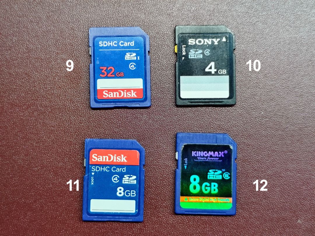 Micro SD卡, SD 卡 多張(128gb, 64gb, 32gb, 16gb, 8gb, 4gb, 2gb) （分類：記憶卡）位於 Hong Kong。 由 matthewtsiu 提交（商品編號 1427202146，圖片 2）。簡介： 出售多款SD卡，包括SanDisk、Sony和Kingmax品牌。容量包括32GB、8GB、4GB和8GB。另有Micro SD卡，容量包括2GB、4GB、8GB、64GB和128GB。 每張不同價錢 : 1. Samsung EVO Plus-128gb_$250 2. SanDisk Ultra-32gb_$100 3. Transcend Premium 300x-64gb_$150 4.Toshiba Exceria-8gb_$50 5. SanDisk Extreme-64gb_$150 6.Toshiba Exceria-4gb_$30 7. SanDisk Ultra-64gb_$150 8.Toshiba Exceria-2gb