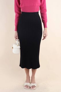 (Category: ) located in . Submitted by clothes.lover (Listing ID 1427282472, Image 1). Description: .