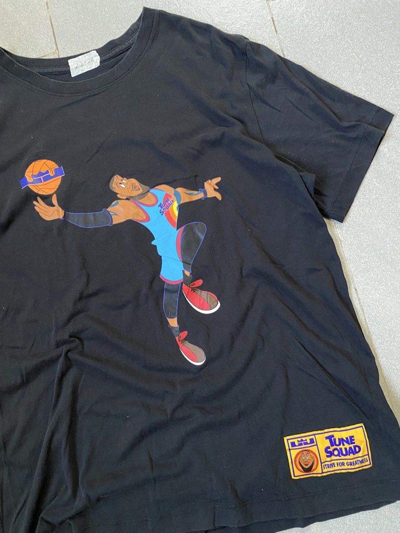 Nike Space Jam Tune Squad T-shirt (Category: Tshirts & Polo Shirts ) located in Digos. Submitted by thriftflexph (Listing ID 1427261631, Image 2). Description: Size&Dimes: Color&Condi:9/10 issue: DM for more information 🫶 Items are all thrifted/Handpicked Can ship nationwide🇵🇭 Add Shipping Fee ✈️🎁.
