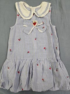 (Category: ) located in . Submitted by yee2wardrobe (Listing ID 1427185752, Image 1). Description: .