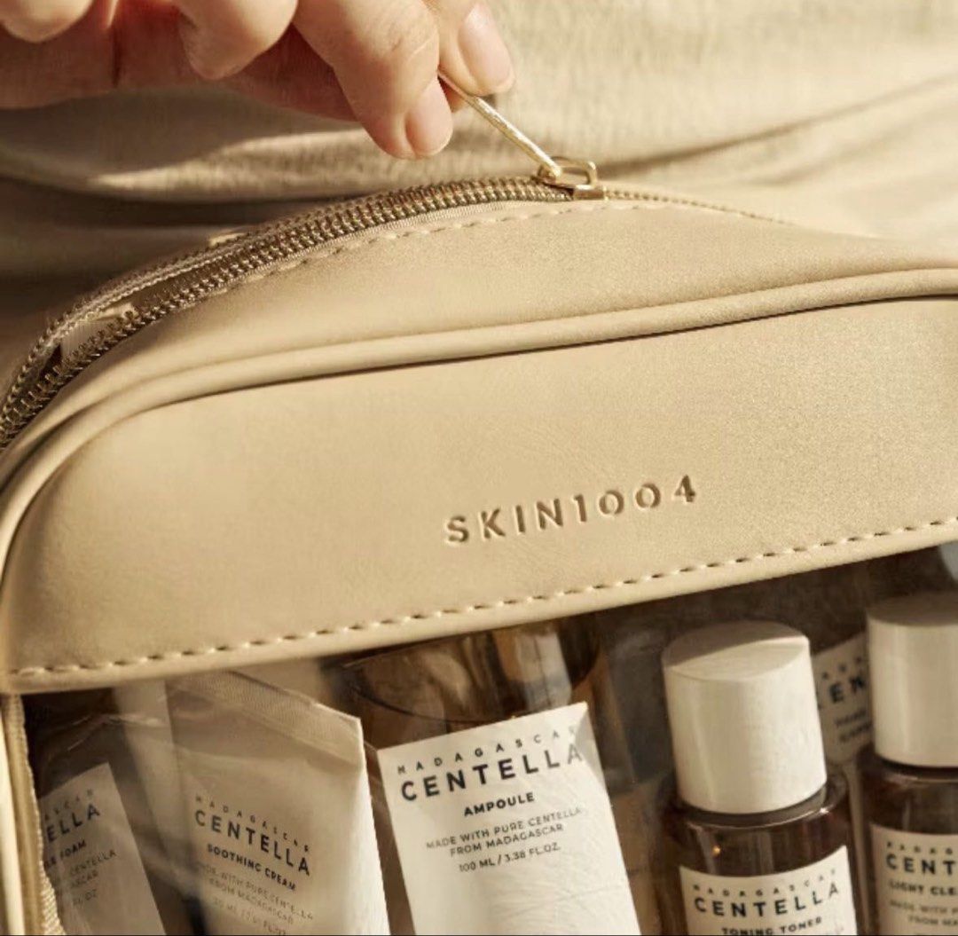 SKIN1004 Signature Pouch (Category: Purses & Pouches) located in Quezon City. Submitted by fairyg (Listing ID 1427305024, Image 2). Description: .