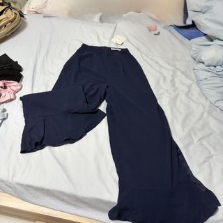 (Category: ) located in . Submitted by cherimyb (Listing ID 1427290048, Image 1). Description: .