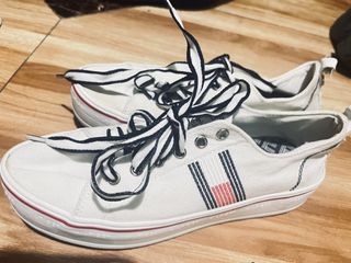 (Category: ) located in . Submitted by thriftstoreph (Listing ID 1427237985, Image 1). Description: .