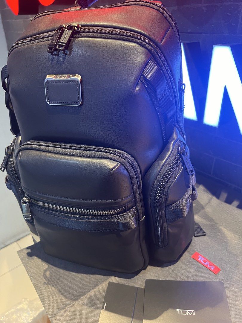 Tumi ALPHA BRAVO NAVIGATION LEATHER BACKPACK (Category: Luxury Bags & Wallets) located in Paranaque City. Submitted by verly_espera (Listing ID 1427213555, Image 3). Description: 100% Original 100% Brand New Available on hand 🇵🇭.