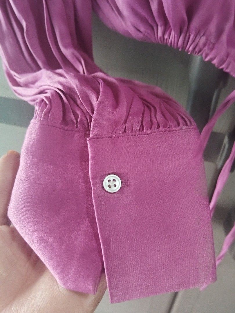 Urban Revivo Cropped Blouse (Category: Blouses) located in Naga. Submitted by bitchesabarbie (Listing ID 1427191572, Image 3). Description: Urban Revivo cropped blouse in a vibrant pink hue. Features a collared neckline, long sleeves with buttoned cuffs, and a drawstring waist. The blouse is size S, with measurements of 165/84A. Made in China..