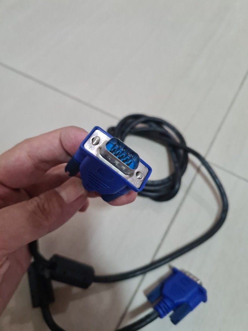 VGA Cable - Blue Connectors405978815923507201
