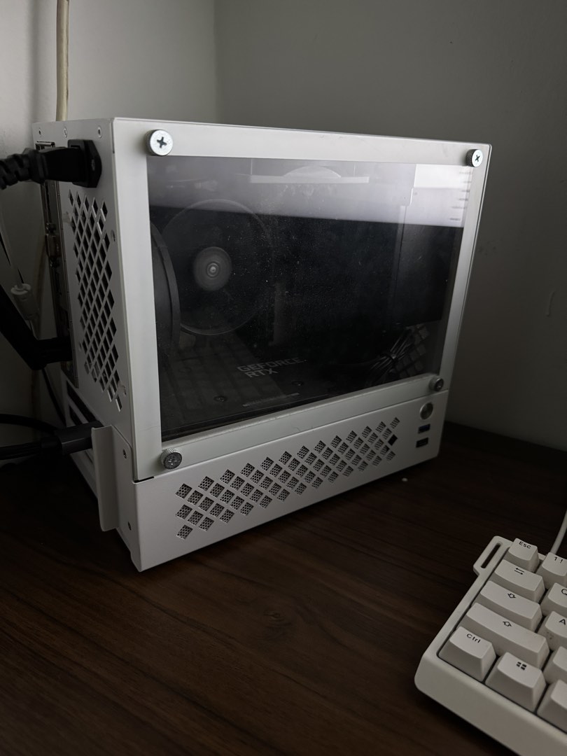White Mini-ITX Gaming PC - Ryzen 7 5700X3D RTX 3060, Computers & Tech ...