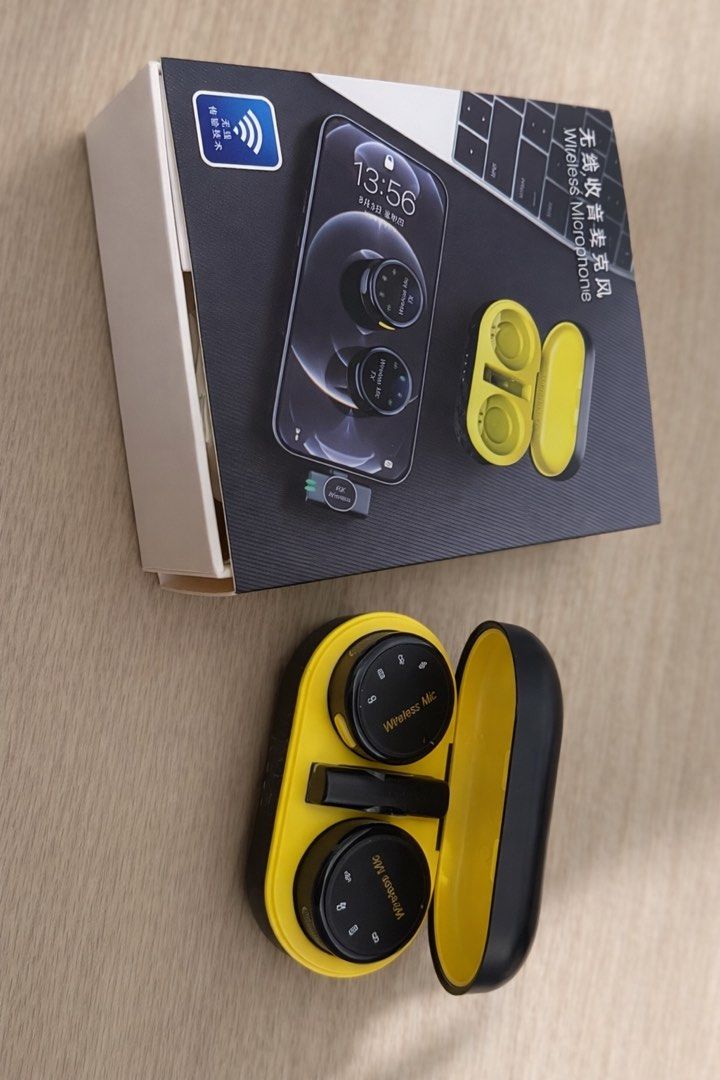 Wireless Bluetooth microphones (Yellow/Black) – Like New