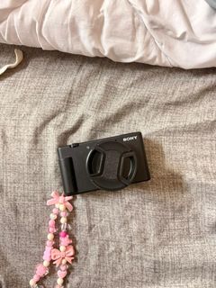 (Category: ) located in . Submitted by Nqiuuuu (Listing ID 1427298559, Image 1). Description: .