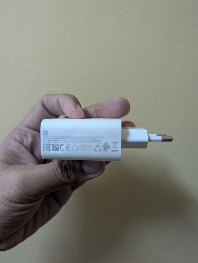 Xiaomi 33W charger set (Category: Chargers & Cables) located in Quezon City. Submitted by unboxingtito (Listing ID 1427306989, Image 3). Description: Brand new and unused .