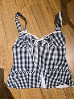 (Category: ) located in . Submitted by rene.store (Listing ID 1427282194, Image 1). Description: .