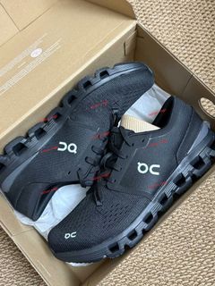 (Category: ) located in . Submitted by fashion.luxe (Listing ID 1427463395, Image 1). Description: .