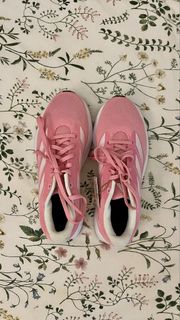 (Category: ) located in . Submitted by declutter.dee (Listing ID 1427421638, Image 1). Description: .