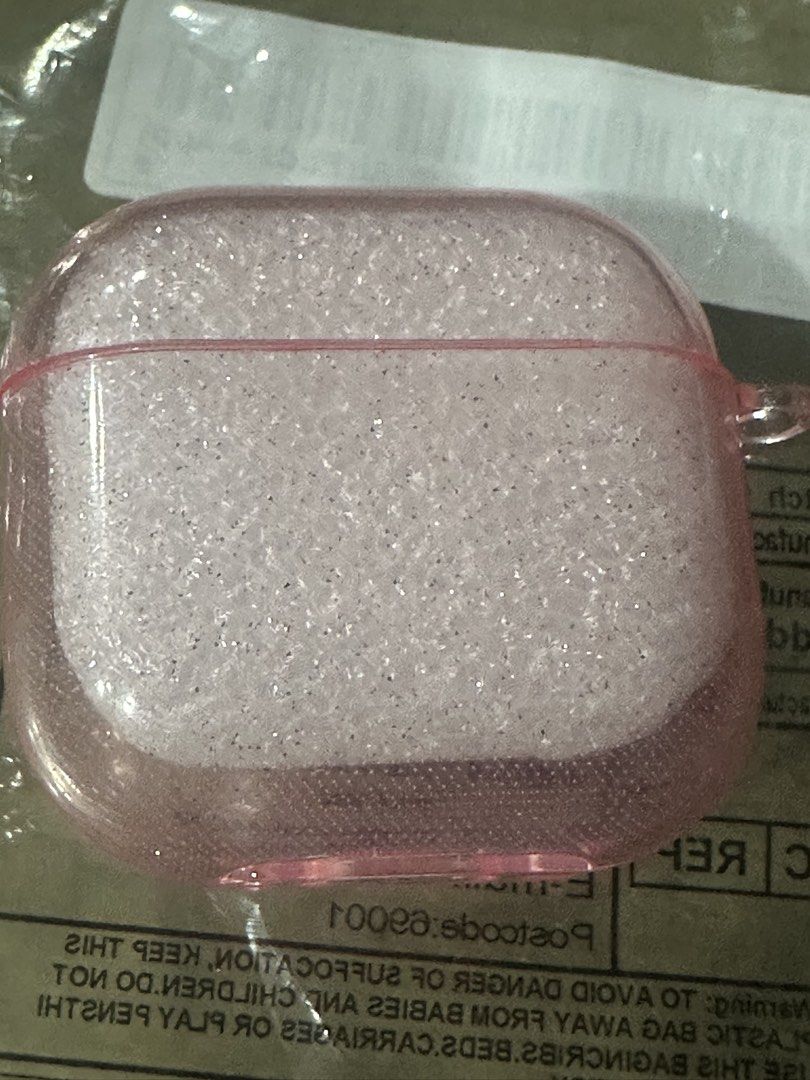 Airpods 4 Pink Case with Glitters (Category: Earphones) located in Manila. Submitted by quaranthings (Listing ID 1427425649, Image 2). Description: Brand new .