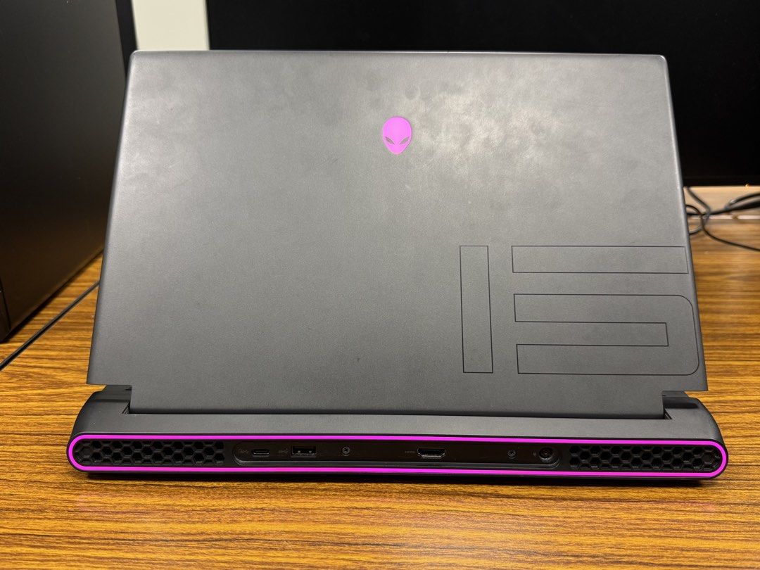 Alienware M15 R7405926982882447363