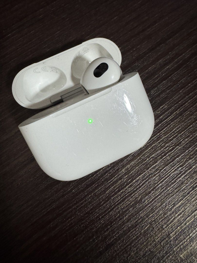 Apple AirPods 3