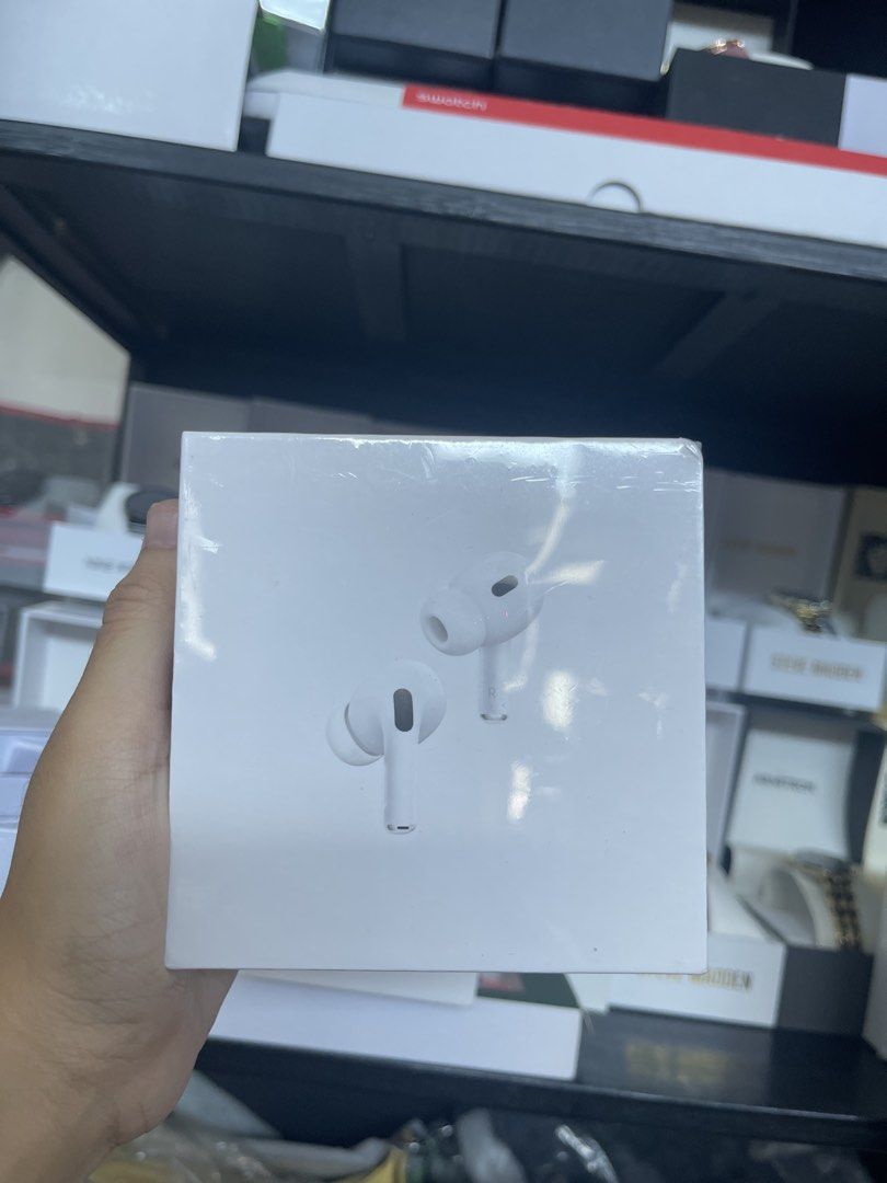 Apple AirPods Pro 2nd Generation (Category: Earphones) located in Las Pinas. Submitted by UNQUARANTINED (Listing ID 1427367109, Image 1). Description: Apple AirPods Pro 2nd Generation with MagSafe Charging Case. The box includes the earphones and charging case. Payment first before shipping. Courier is LBC only. For Lalamove, Toktok, MrSpeedy, Grab, Flash, etc., booking is c/o the buyer. No meet-ups due to health and safety reasons. Gcash-to-Gcas