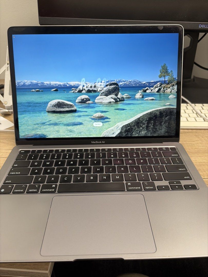 Apple MacBook Air - M1 2020, 8GB,256GB