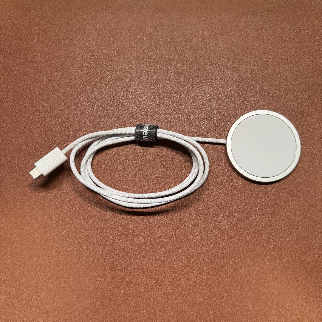 Apple Magsafe Charger (1m)406005857786286080