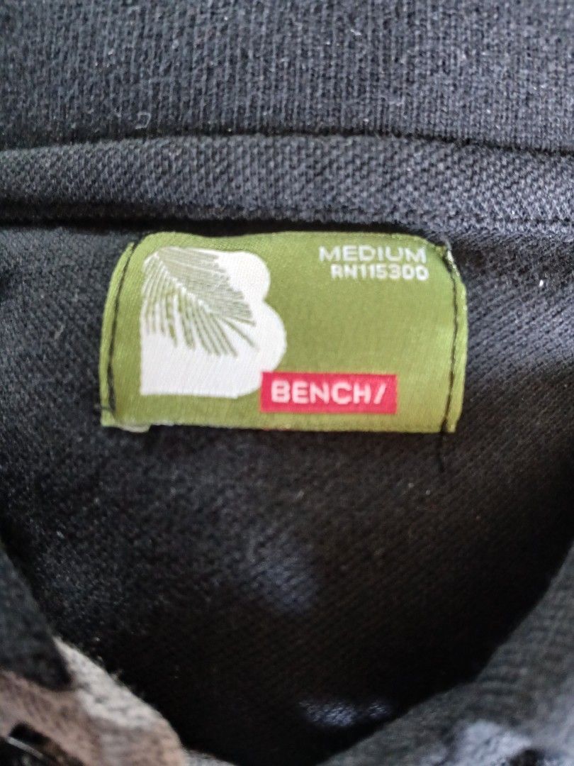 Bench Men's Collared Shirts (Black and Blue) (Category: Tshirts & Polo Shirts ) located in Muntinlupa City. Submitted by themarvelwatcher (Listing ID 1427469858, Image 2). Description: (Pls. read/agree to all details before inquiring/transacting. A PM means you've agreed to all terms/conditions. Thank you so much 😀) P300.00 each -Both authentic -Size: Both Medium -Material: Both 60% Cotton, 40% Polyester -Both used but in great condition -Both c