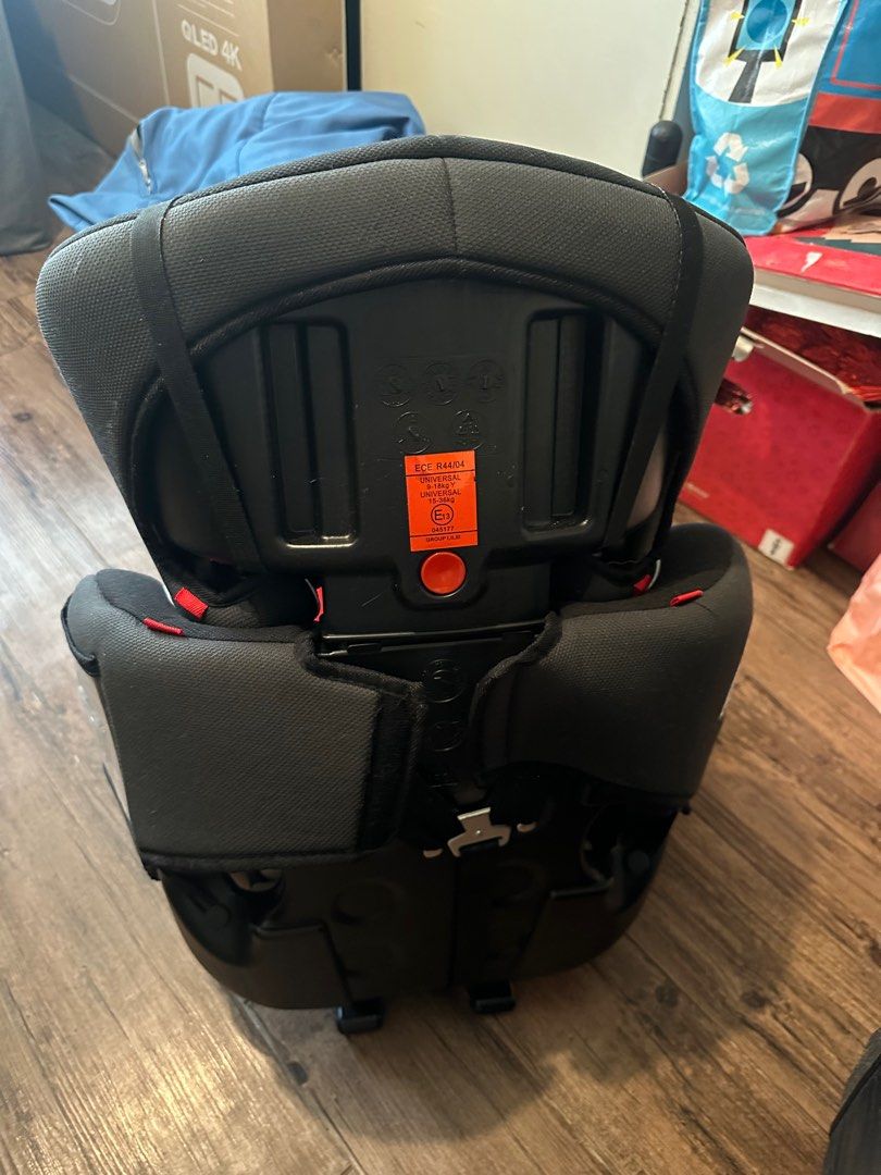 Booster Seat (Category: Car Seats) located in Quezon City. Submitted by vittywitty (Listing ID 1427391133, Image 3). Description: .