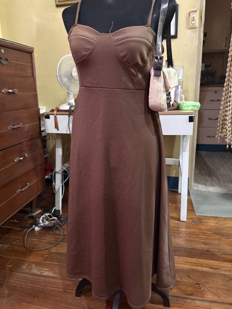 Brown Midi Dress with Spaghetti Straps (Category: Dresses) located in Pasig City. Submitted by dimacloset (Listing ID 1427351955, Image 2). Description: .