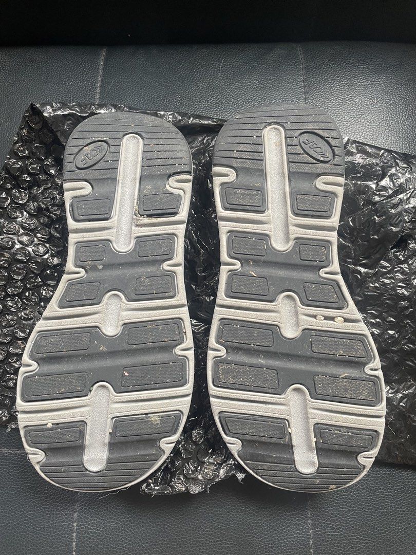 CAF slides / slippers (Category: Slippers and slides) located in Cainta. Submitted by robbynt (Listing ID 1427326768, Image 3). Description: 👗👟👜 Part of my closet clean-out! Letting go of some of my faves — all preloved and in great shape. From my closet to yours. 😊 ✅ Color -black ✅ Size - 240 ♻️ Location: Cainta, Rizal ♻️ MOP: GCash ♻️ SF: shouldered by buyer via Lalamove or JnT ♻️ PM if interested Thank you..