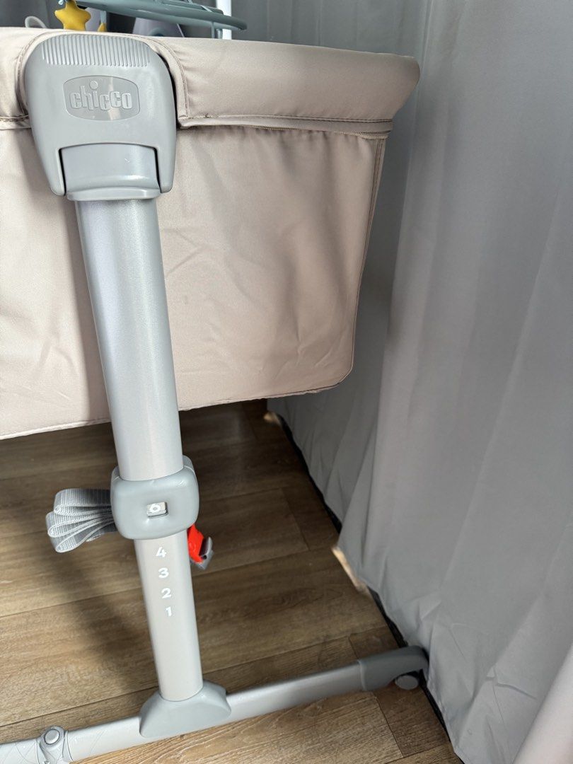 Chicco Next2Me Essential Crib (Category: Cots & Cribs) located in Makati City. Submitted by tommythefatcat (Listing ID 1427376658, Image 2). Description: CHICCO Next2Me ESSENTIAL COSLEEPER CRIB. Item in good condition. -Attaches securely to most beds. It has position height adjustment: Adapts to various bed heights and your personal preference. Foldable feet: Allows for easy placement even next to beds with drawers. 2 swivel wheels with brakes: C