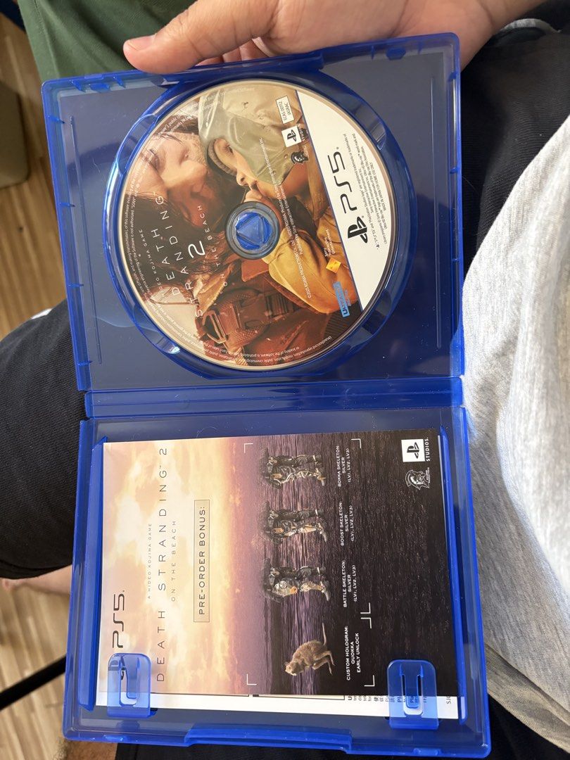 Death Stranding 2 - PS5 (Category: PlayStation) located in Manila. Submitted by danish_khan6 (Listing ID 1427322222, Image 2). Description: Only played the game once With original receipt First buyer No nego fix price .