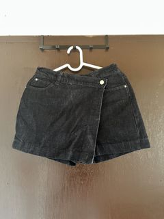 (Category: ) located in . Submitted by __mikato (Listing ID 1427330532, Image 1). Description: .