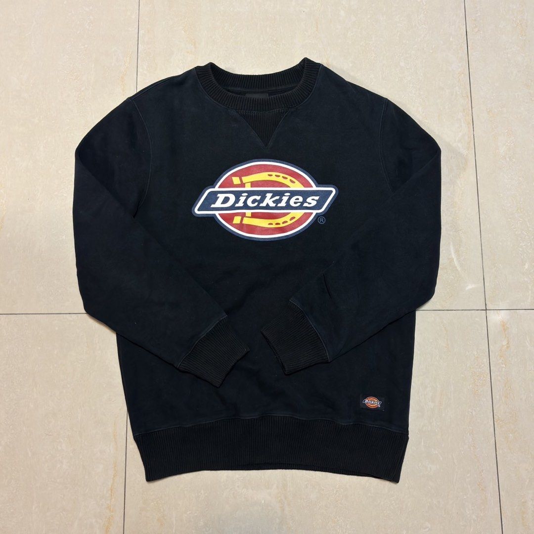 由 messycloset88 (刊登 ID 1427408601，圖片 1) 提交，位於 台北市 (Taipei) 的 Dickies 大學T (類別：帽Ｔ、大學T)，說明：。