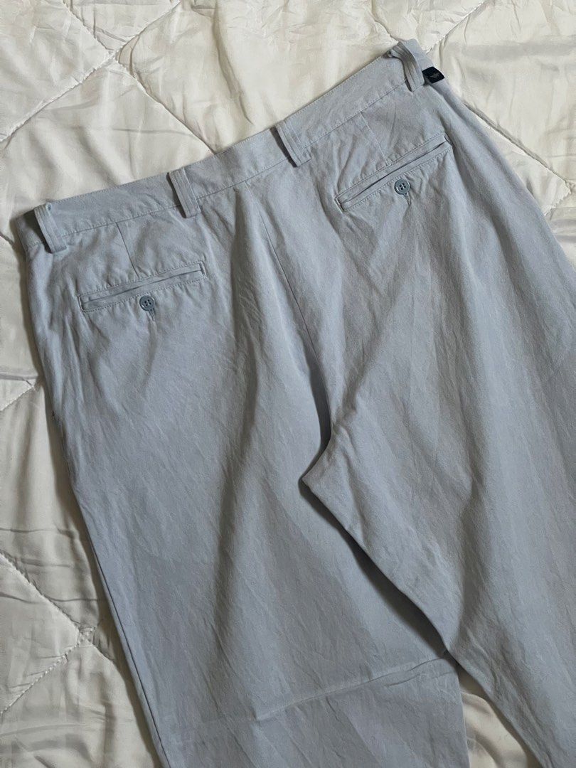 DOCKERS Sky Blue Chino Pants (Category: Trousers) located in Cabanatuan. Submitted by iselect_finds (Listing ID 1427451962, Image 2). Description: Authentic DOCKERS Sky blue Chino Pants No issue Pwede pang beach or casual. Lightweight. Maganda pa po ang kulay, iba lang sa camera dahil sa liwanag. Waistline size 36-38 Length 43 Hem 9.5” ₱550 plus shipping fee Loc: Nueva Ecija Via J&T.