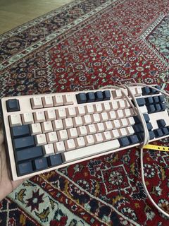 (Category: ) located in . Submitted by miscritier (Listing ID 1427347346, Image 1). Description: .