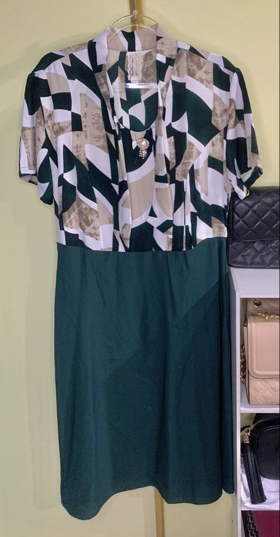 Geometric Print Dress (Category: Dresses) located in Manila. Submitted by amethyste_ph (Listing ID 1426946392, Image 2). Description: .