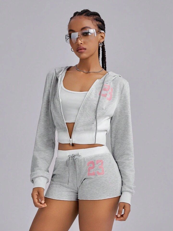 Grey Hoodie and Shorts Set (Category: Sets or Coordinates) located in Quezon City. Submitted by ayebiii___ (Listing ID 1427455262, Image 3). Description: Large on tag Bnew.