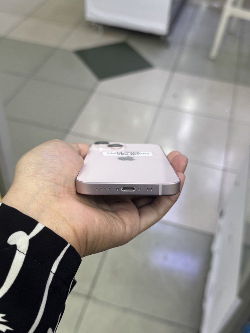 IPHONE 13 MINI 128GB 98%BH SMARTLOCK NO ISSUE (Category: iPhone 13 Series) located in San Juan City. Submitted by aynaagadgets (Listing ID 1427480347, Image 3). Description: MARCH 2026 STALL #: XB-07 FOR SALE | TRADE / SWAP PASS SA MGA SCAMMERS / THIRD PARTY (RFS: Buy and Sell) IPHONE 13 MINI 128GB SMARTLOCK ⬇️DETAILS⬇️ •128 GB (Other storage is also available) •Pink (Other color is also available but price may vary) •98%bh •NTC Variant •95% Smoo