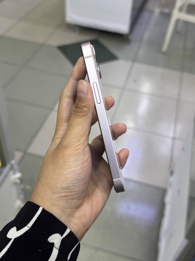 IPHONE 13 MINI 128GB 98%BH SMARTLOCK NO ISSUE (Category: iPhone 13 Series) located in San Juan City. Submitted by aynaagadgets (Listing ID 1427480347, Image 2). Description: MARCH 2026 STALL #: XB-07 FOR SALE | TRADE / SWAP PASS SA MGA SCAMMERS / THIRD PARTY (RFS: Buy and Sell) IPHONE 13 MINI 128GB SMARTLOCK ⬇️DETAILS⬇️ •128 GB (Other storage is also available) •Pink (Other color is also available but price may vary) •98%bh •NTC Variant •95% Smoo