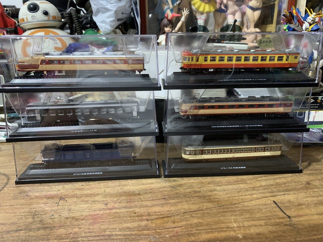 Japanese Model Train Collection (Category: Vehicle & Diecast Models) located in Manila. Submitted by miah_collectiblesurplus (Listing ID 1427325205, Image 1). Description: 1,250 pesos Location Valenzuela Vintage Japanese Model Train Collection W/ acrylic case as is.