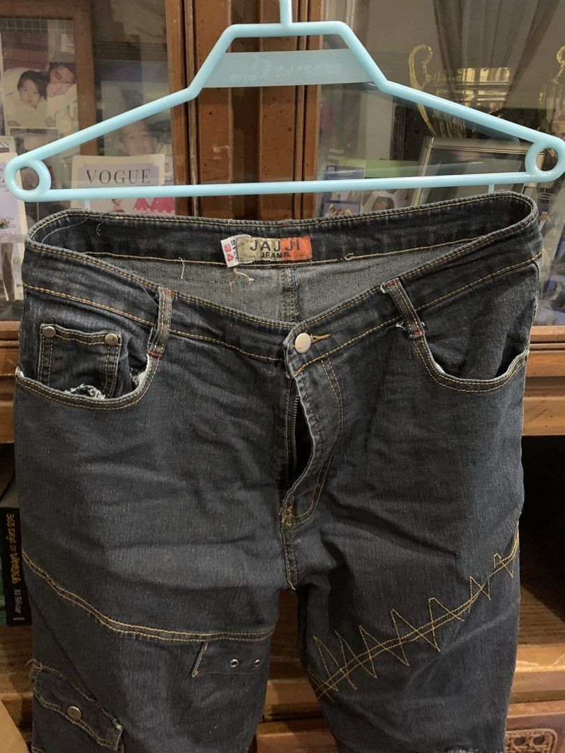 JAUJI Jeans Dark Wash (Category: Jeans) located in Manila. Submitted by cheerryyb (Listing ID 1427412869, Image 2). Description: .