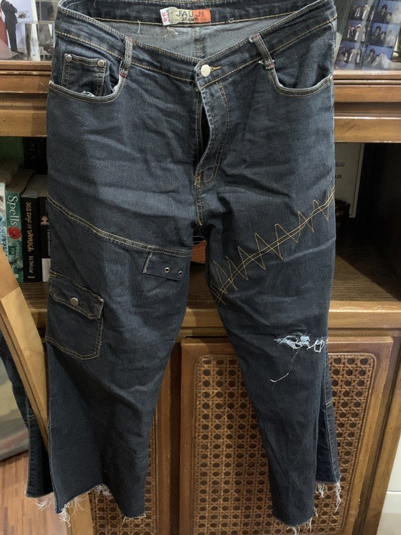 JAUJI Jeans Dark Wash (Category: Jeans) located in Manila. Submitted by cheerryyb (Listing ID 1427412869, Image 1). Description: .