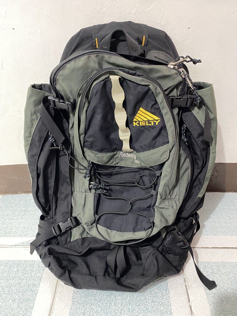Kelty Redwing 2900 Backpack (Category: Backpacks) located in Rizal. Submitted by haniijeong (Listing ID 1427436063, Image 1). Description: - negotiable price - has minor issues with inner part of the bag - with many pockets and buckles - large backpack for long trips, camping, or hiking .