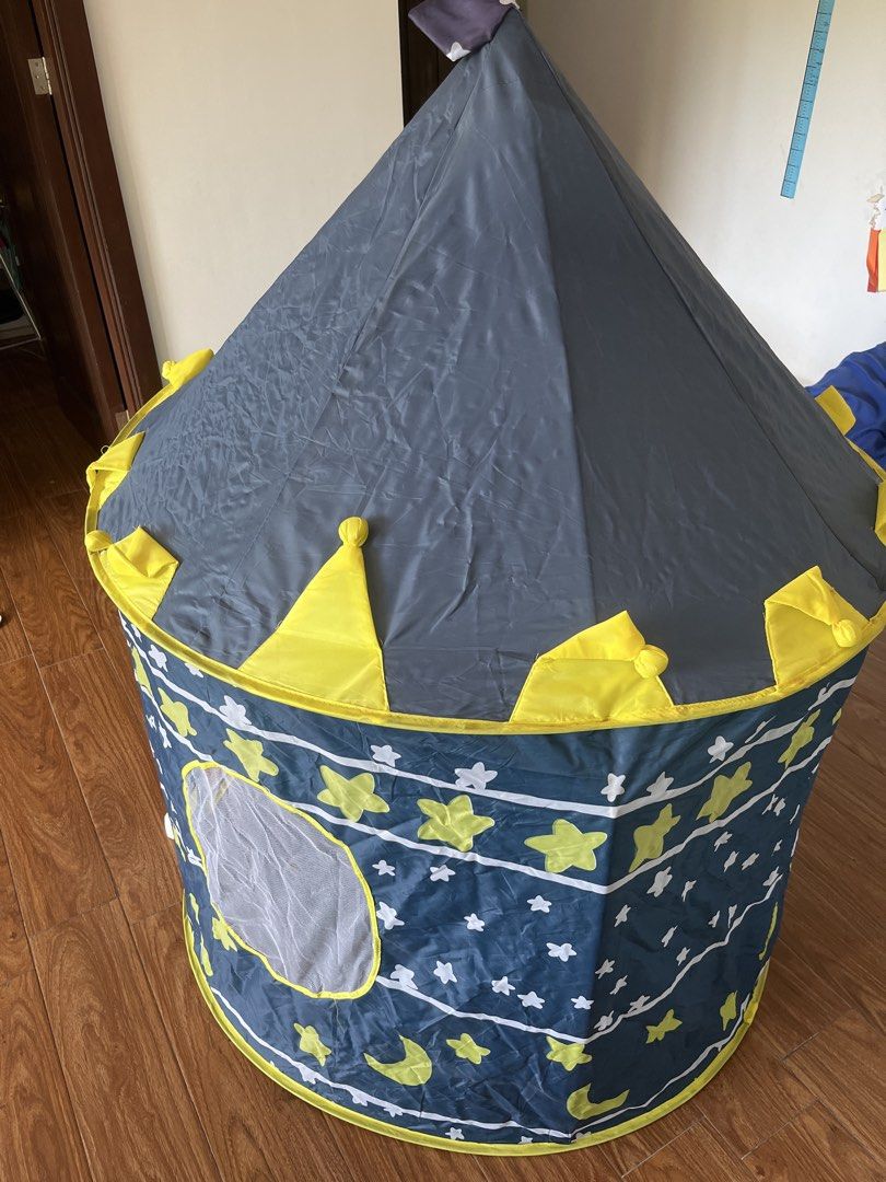 Kids Play Tent - Castle Design (Category: Kids Toys) located in Muntinlupa City. Submitted by pg53934 (Listing ID 1427327859, Image 2). Description: 1m diameter x 1.2m height. Includes tent poles. .