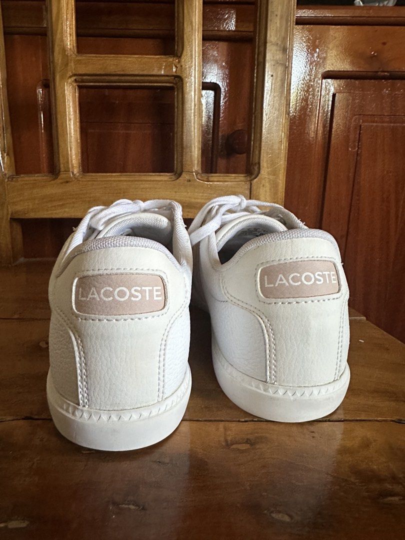 Lacoste White Shoes US 7 (Category: Sneakers) located in Bangar. Submitted by zel_things (Listing ID 1427360462, Image 3). Description: Shoes po ito ng sister ko, nasa ibang bansa na siya. Hindi kasya sakin US 7 In very good condition.